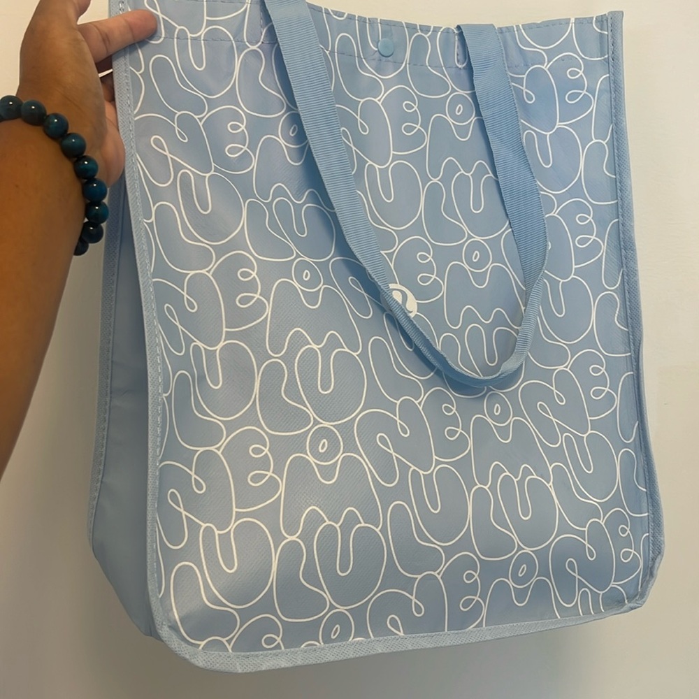 NEW lululemon Large shopping bag newly released